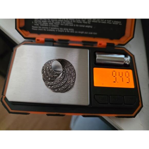 Vintage 925 Sterling Silver Marcasite Brooch & Earrings Set - Picture 6 of 9